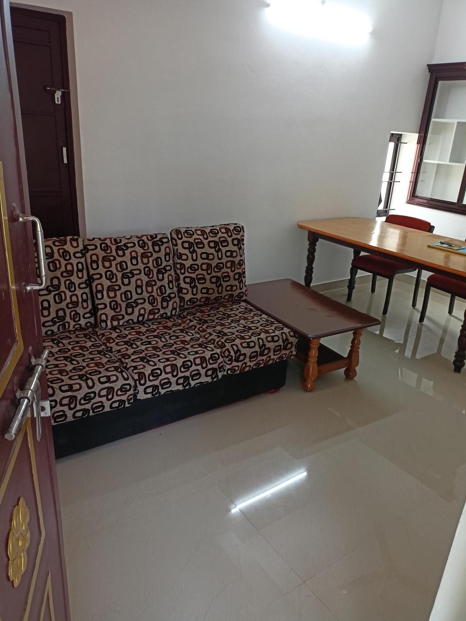 Space Villa Homestay Irimbranallur Exterior foto